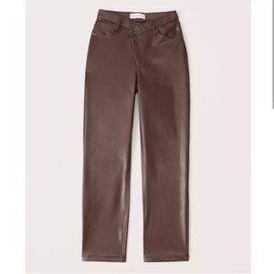 Abercrombie & Fitch - Criss-Cross Waistband Vegan Leather 90s Straight Pant